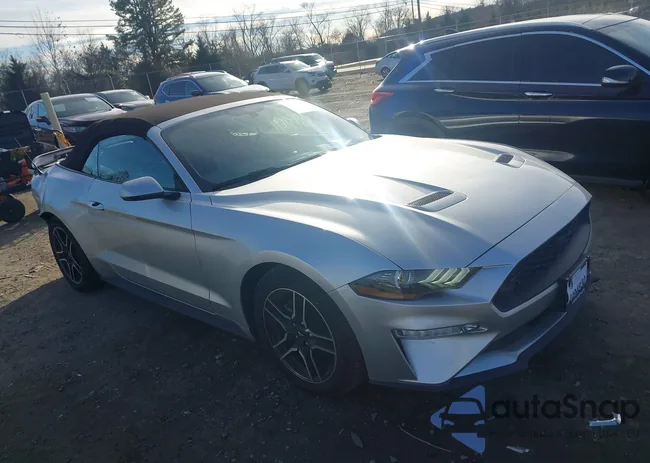 1FATP8UH8J5168034: 43998691