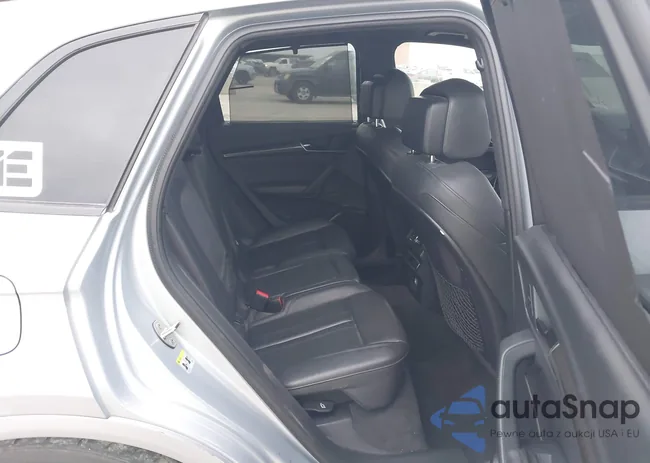 WA1C4AFYXJ2054233: 43998722