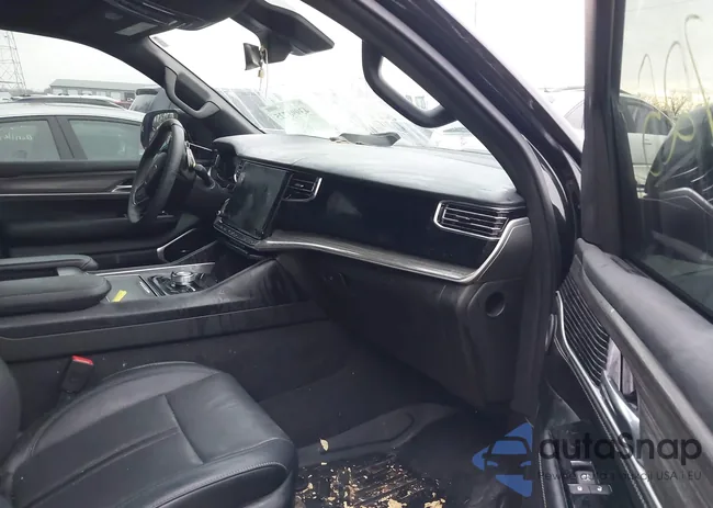 1C4SJVDPXPS501292: 43998725