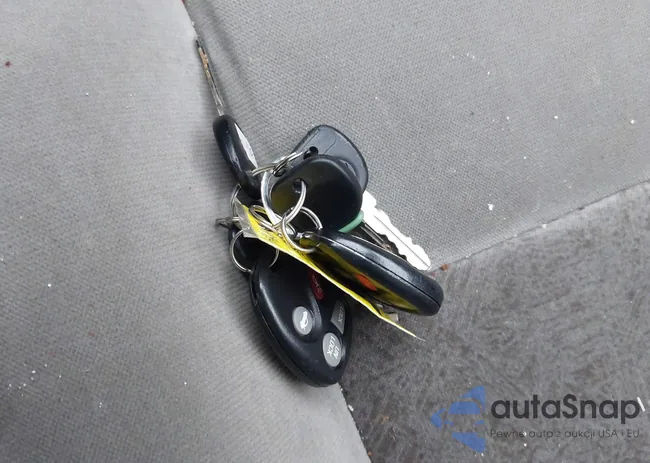 2G1WF52E849458887: 43998778