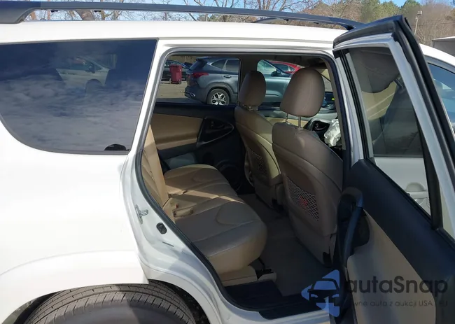 2T3YF4DV9CW130633: 43998788