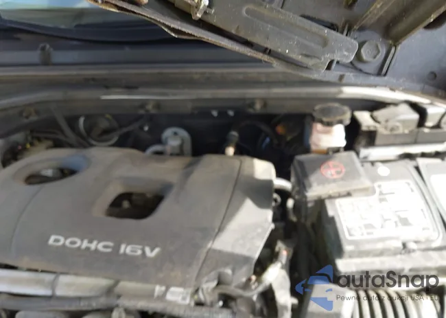 5NPD84LF7JH240586: 43998852