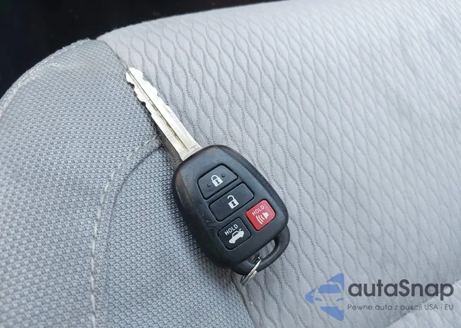 2T1BURHE2EC189961: 43998909