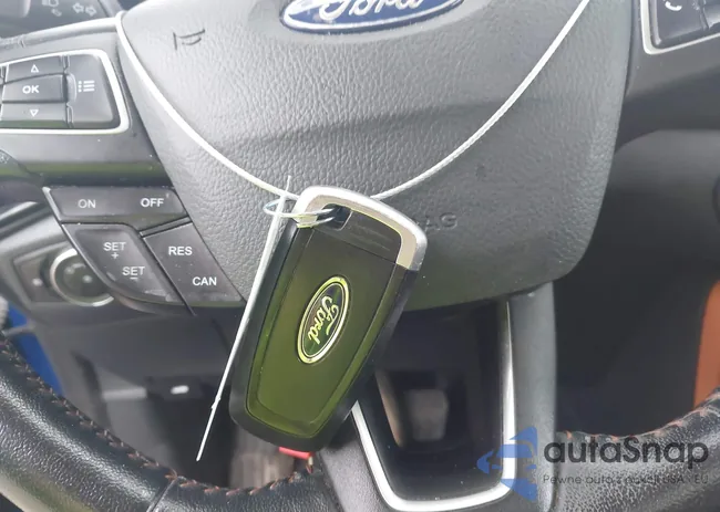 MAJ6P1CLXJC161933: 43999038