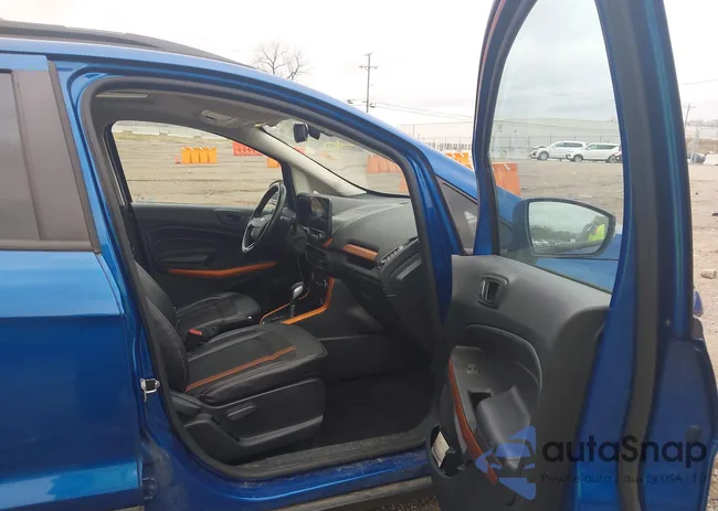 MAJ6P1CLXJC161933: 43999038