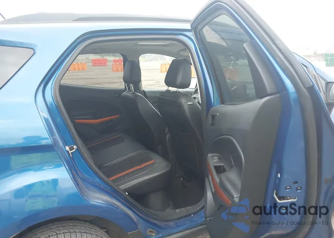 MAJ6P1CLXJC161933: 43999038