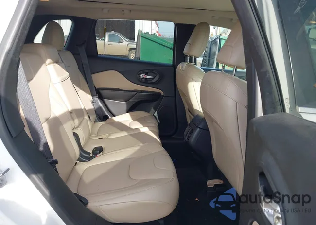 1C4PJMDS3HW545505: 43999156