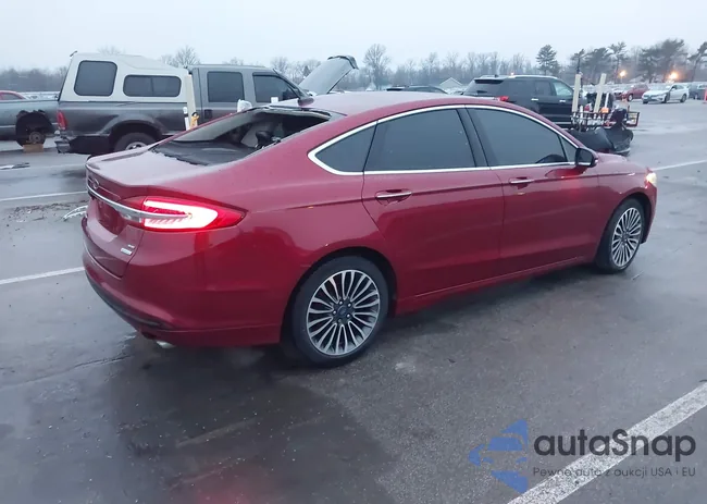 3FA6P0HD9JR256349: 43999196