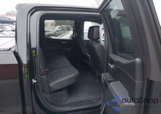 3GCPYFEL0MG265533: 43998416