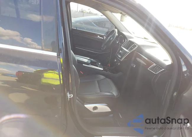 4JGDF7CE6DA166731: 43998442