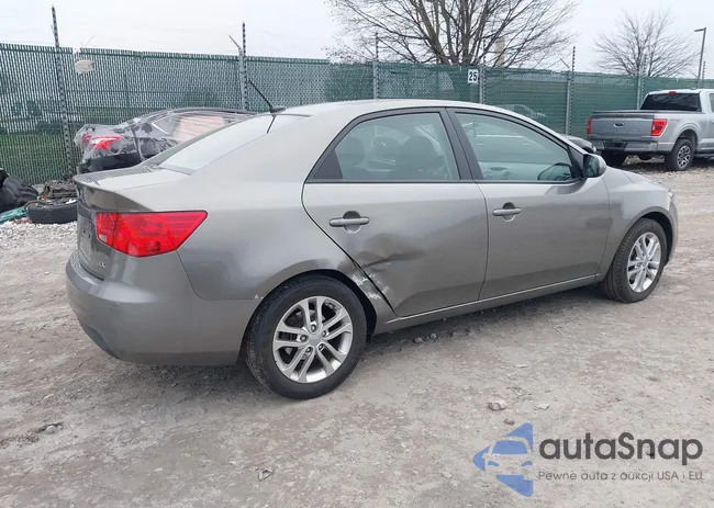 KNAFU4A2XC5533628: 43998454