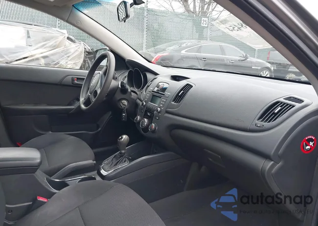 KNAFU4A2XC5533628: 43998454