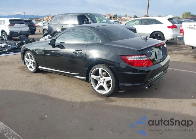 WDDPK4HAXFF109946: 43998513