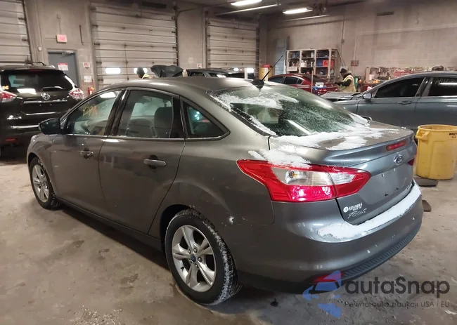 1FADP3F21EL122630: 43998539