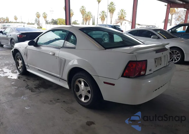 1FAFP4041YF234193: 43998586