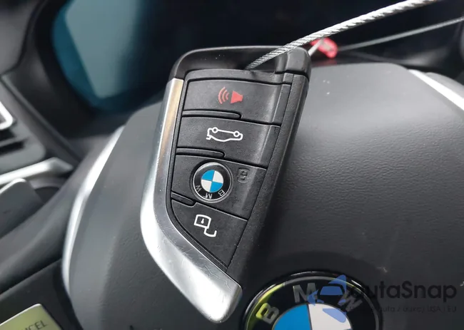 5UX53DP01N9L04952: 43998598