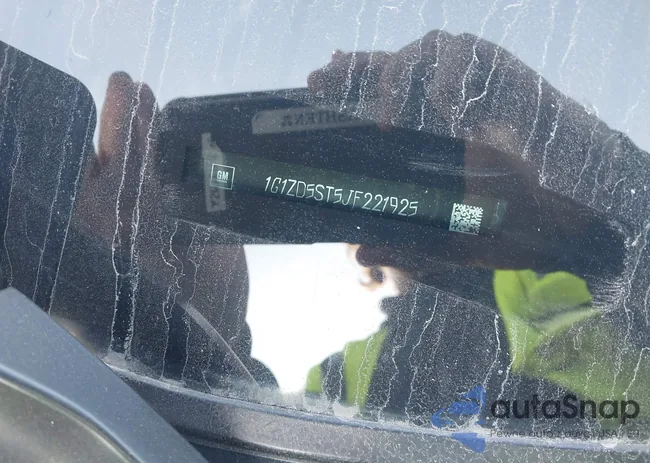 1G1ZD5ST5JF221925: 43998648