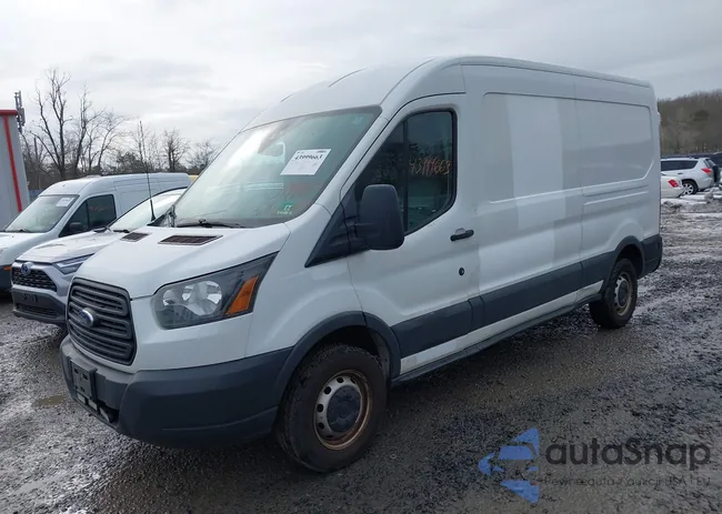 1FTNR2CM5FKA65171: 43999663