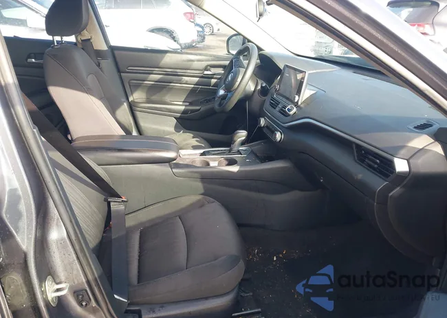 1N4BL4BV6LN306035: 43999686