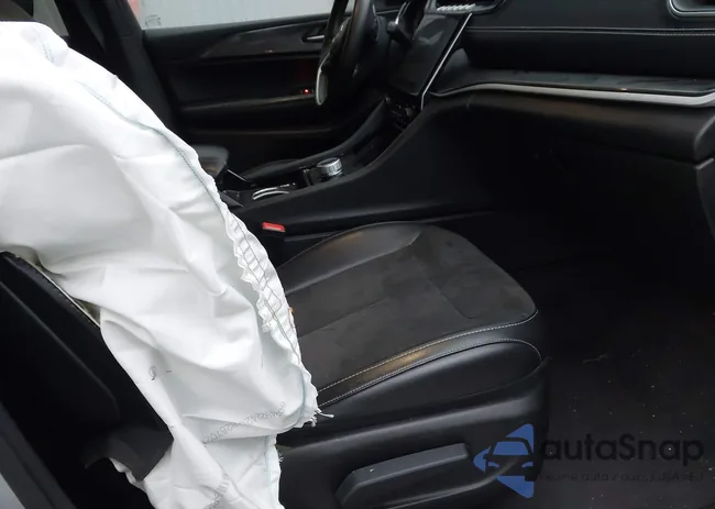 1C4RJKAG7M8149668: 43999719