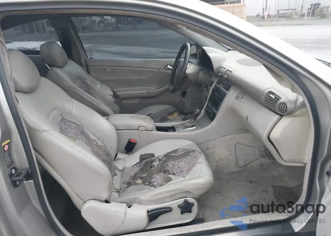 WDBRN64J94A572097: 43999727