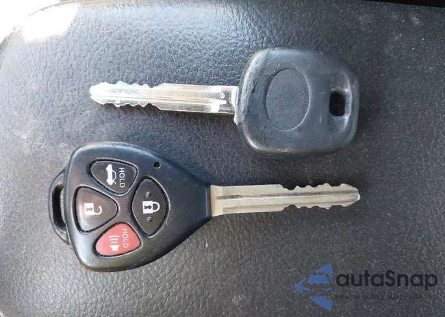 2T1BU4EE8AC277592: 43999774