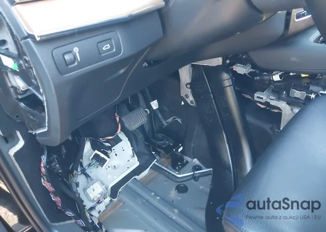 YV4A221K6M1754074: 43999810