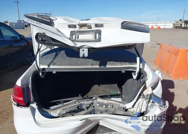 3VW2K7AJ8FM348411: 43999839