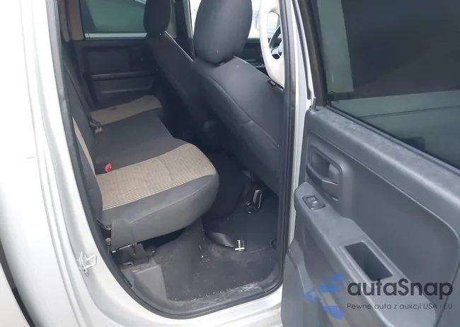 1C6RD7FT4CS244983: 43999850