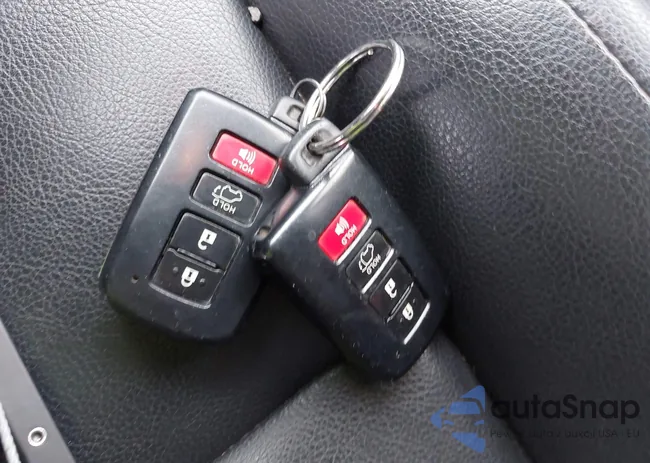 JTMDFREV9FD124617: 43999871