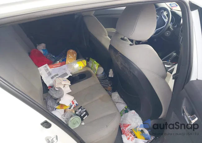 KMHTC6AD9DU117398: 43999873