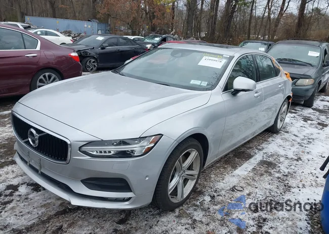 LVY982MK0JP028664: 43999978