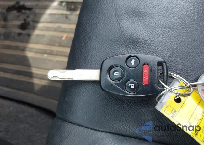 1HGCP3F84CA039326: 44000072