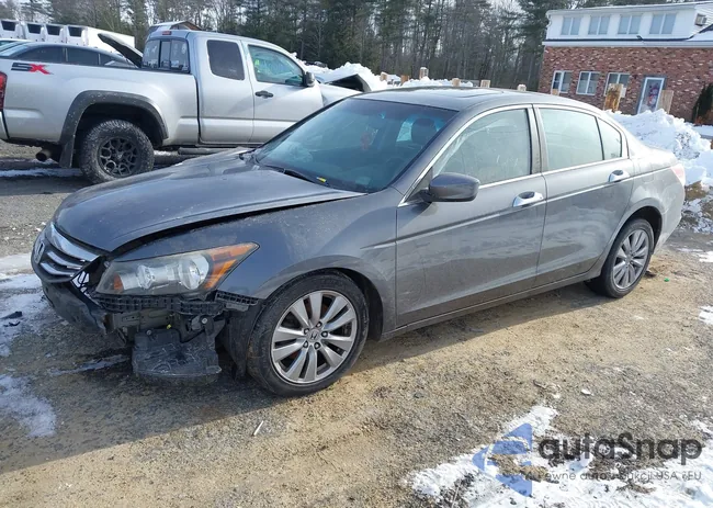 1HGCP3F84CA039326: 44000072