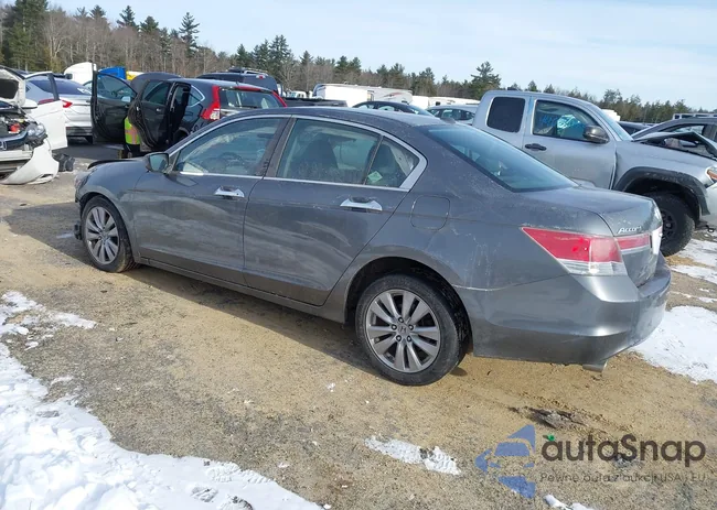 1HGCP3F84CA039326: 44000072