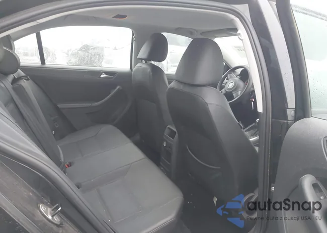 3VWDX7AJ1CM077021: 44000126