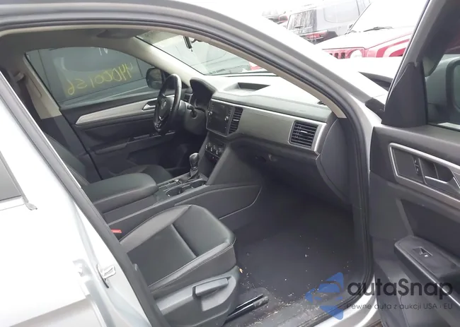 1V2DR2CA0KC503857: 44000156