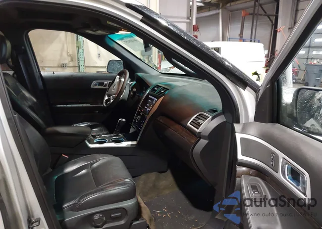 1FM5K8F86DGC20411: 44000157