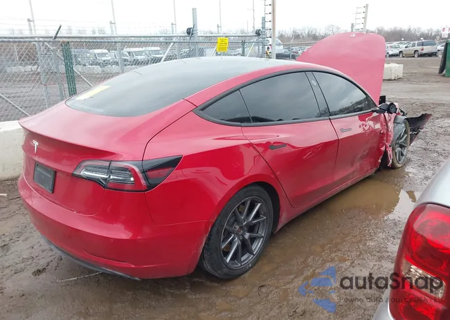 5YJ3E1EA3NF255045: 43999301