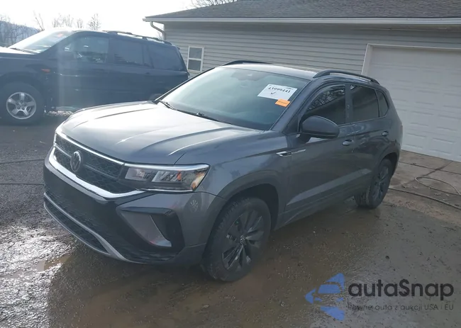 3VVMX7B28NM031734: 43999441