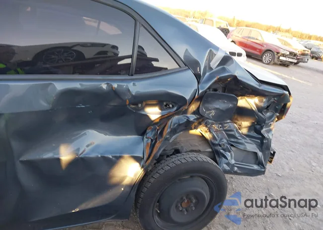 2T1BURHE6FC441633: 43999448