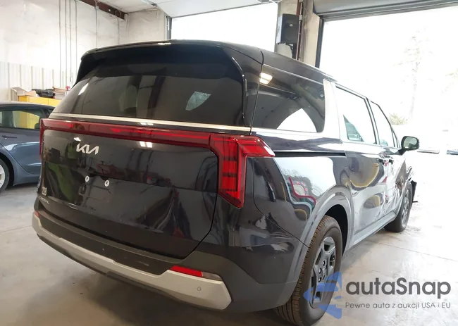 KNDNB5K31T6551544: 43999554