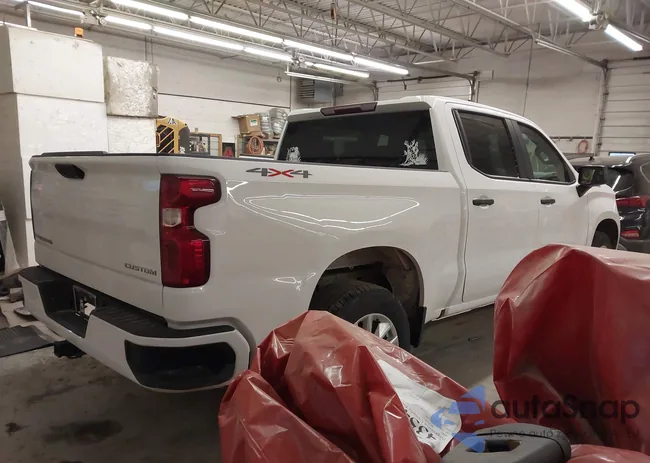 1GCPDBEK8NZ568802: 43999575