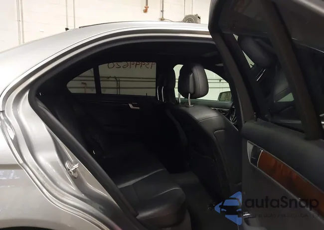 WDDGF8ABXEA965175: 43999620