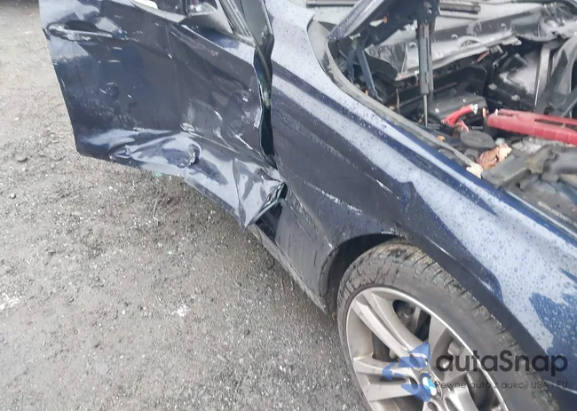 WBA3A9C55DF475617: 43999645