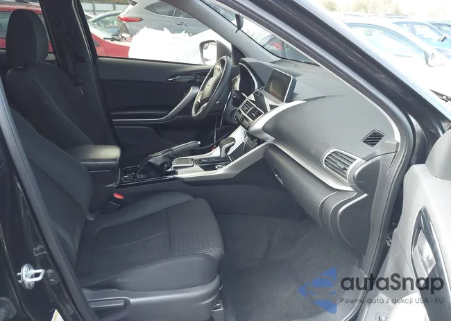 JA4AT4AA5JZ070627: 43999657