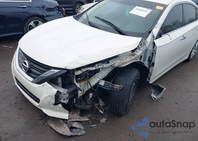 1N4AL3AP1HC135268: 44000842