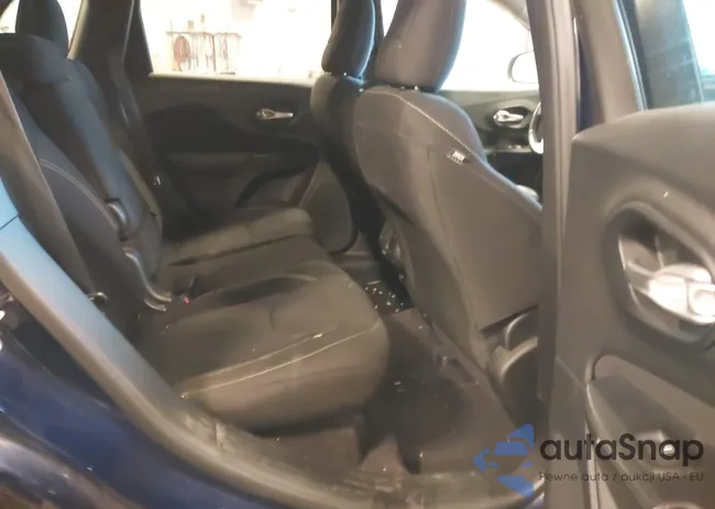 1C4PJLCS3GW370053: 44000850