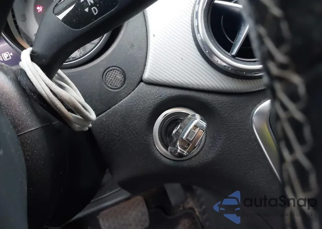 WDCTG4EB6FJ111093: 44000892