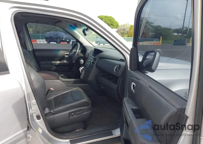 5FNYF3H51BB018479: 44000929